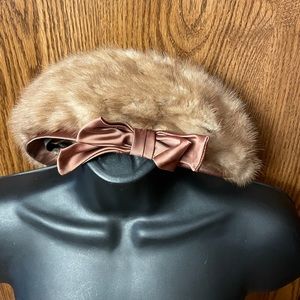 Beautiful Vintage 1950s Mink Fur Pillbox Hat